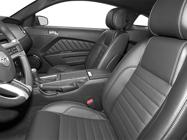 2013 Ford Mustang 2dr Cpe V6