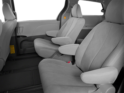 2014 Toyota SIENNA XLE 8-PASSENGER