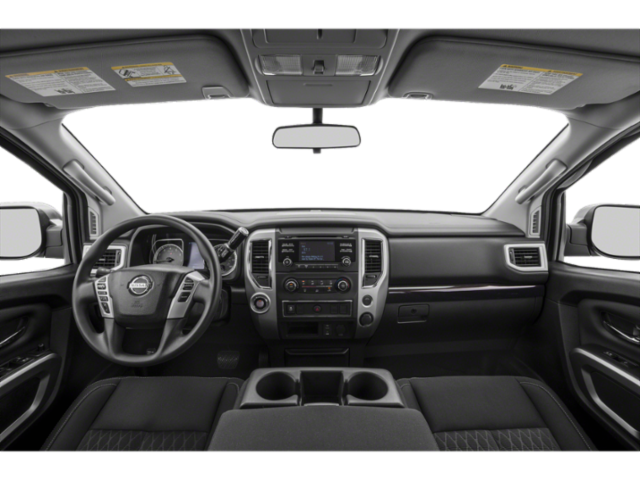 2018 Nissan Titan Crew Cab SV photo 3