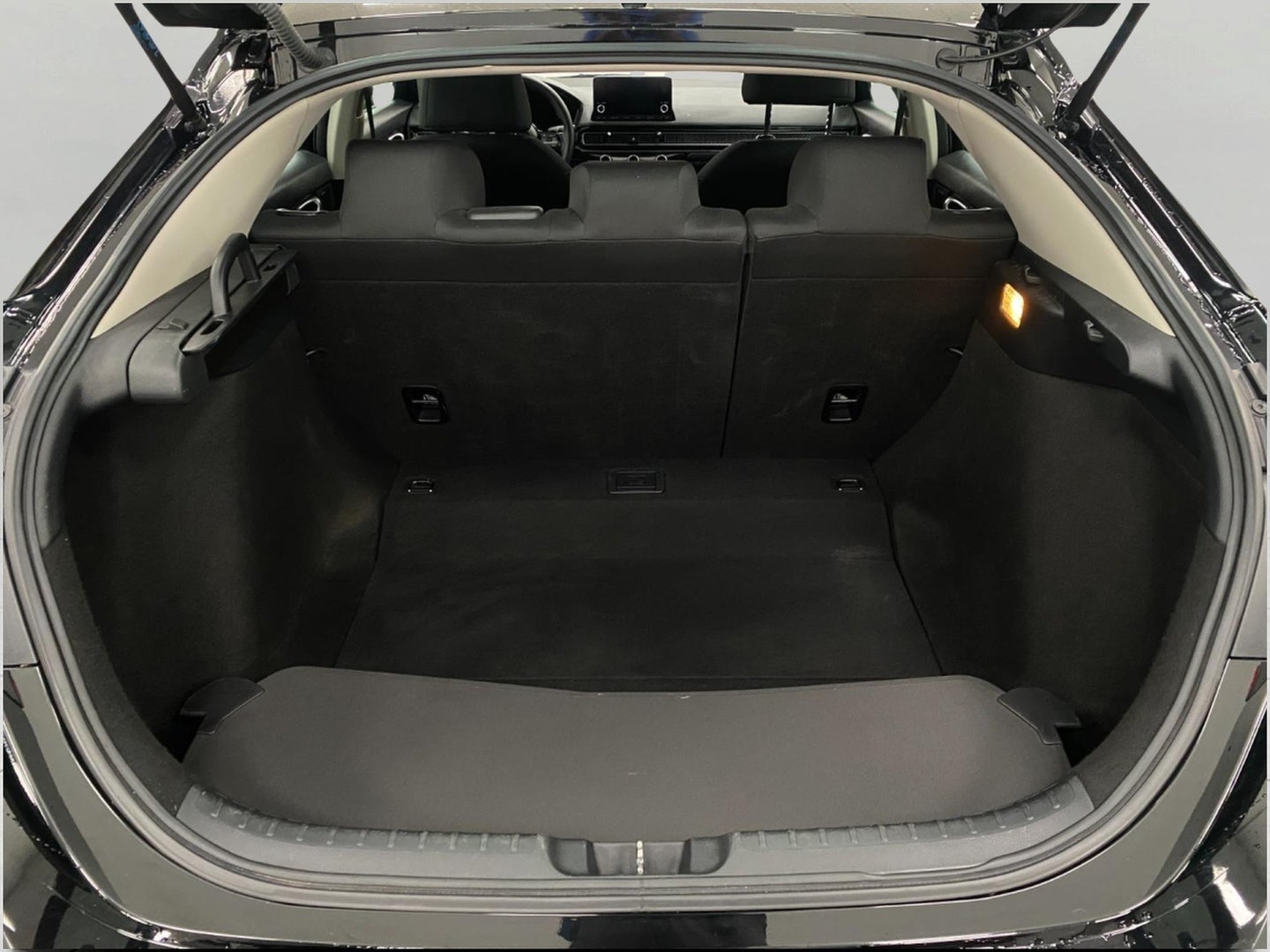 2023 Honda Civic Hatchback LX CVT