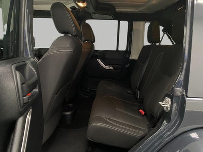 2016 Jeep Wrangler Unlimited 4WD 4dr Sahara