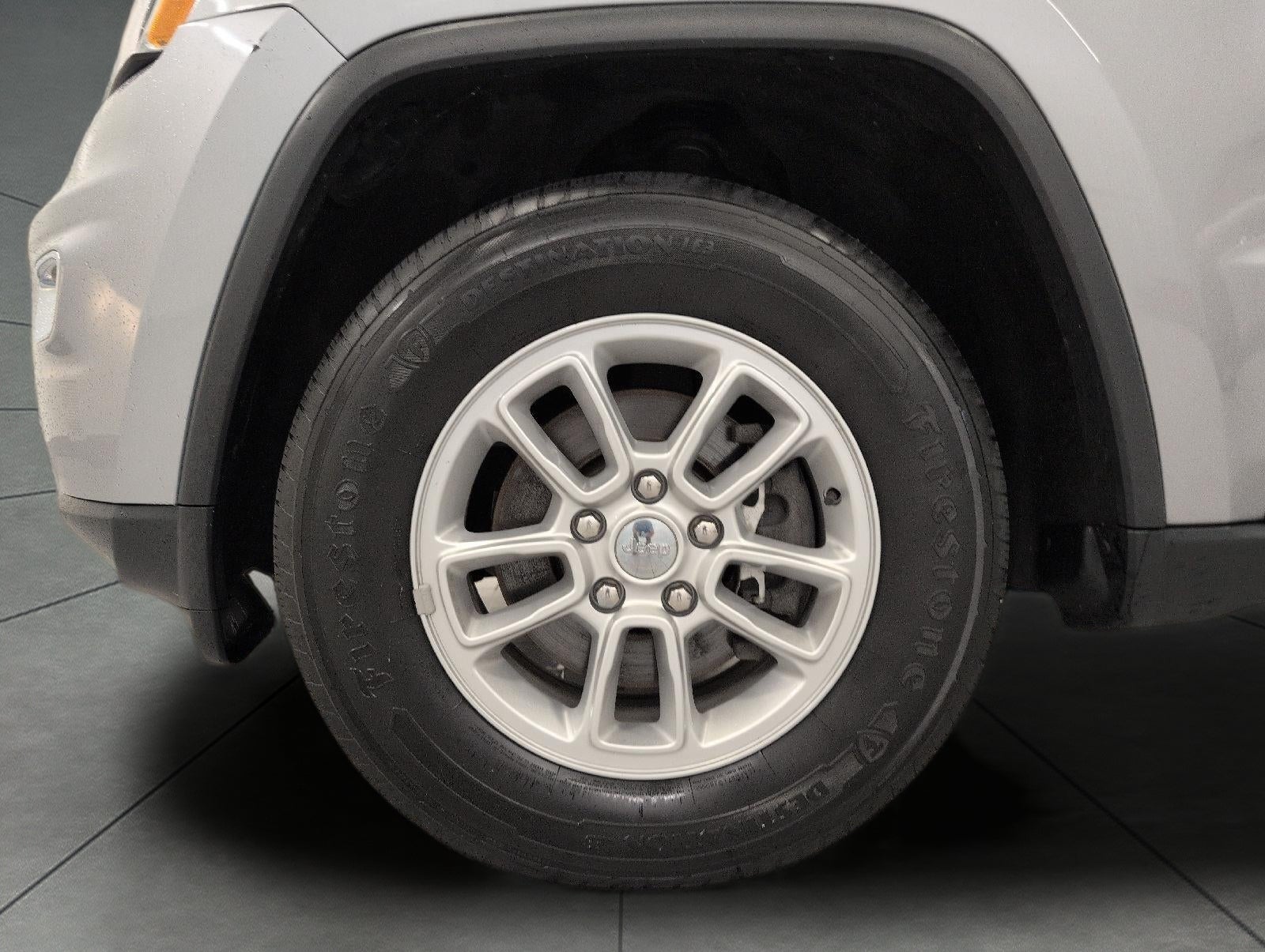 2020 Jeep Grand Cherokee Laredo E 4x4