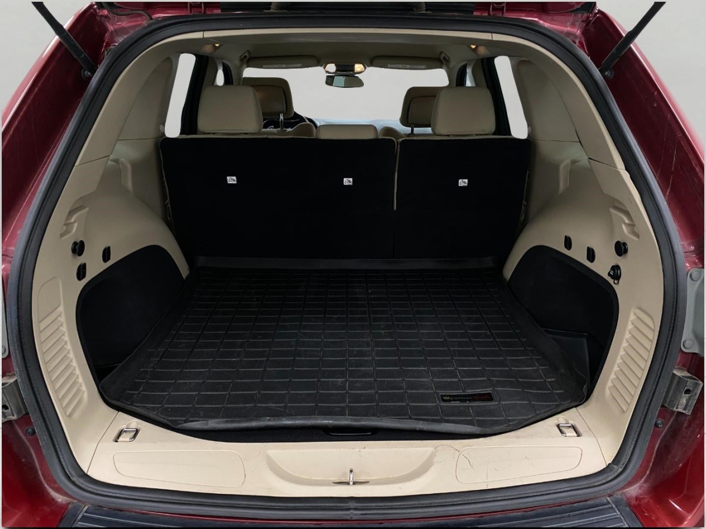 2015 Jeep Grand Cherokee 4WD 4dr Laredo