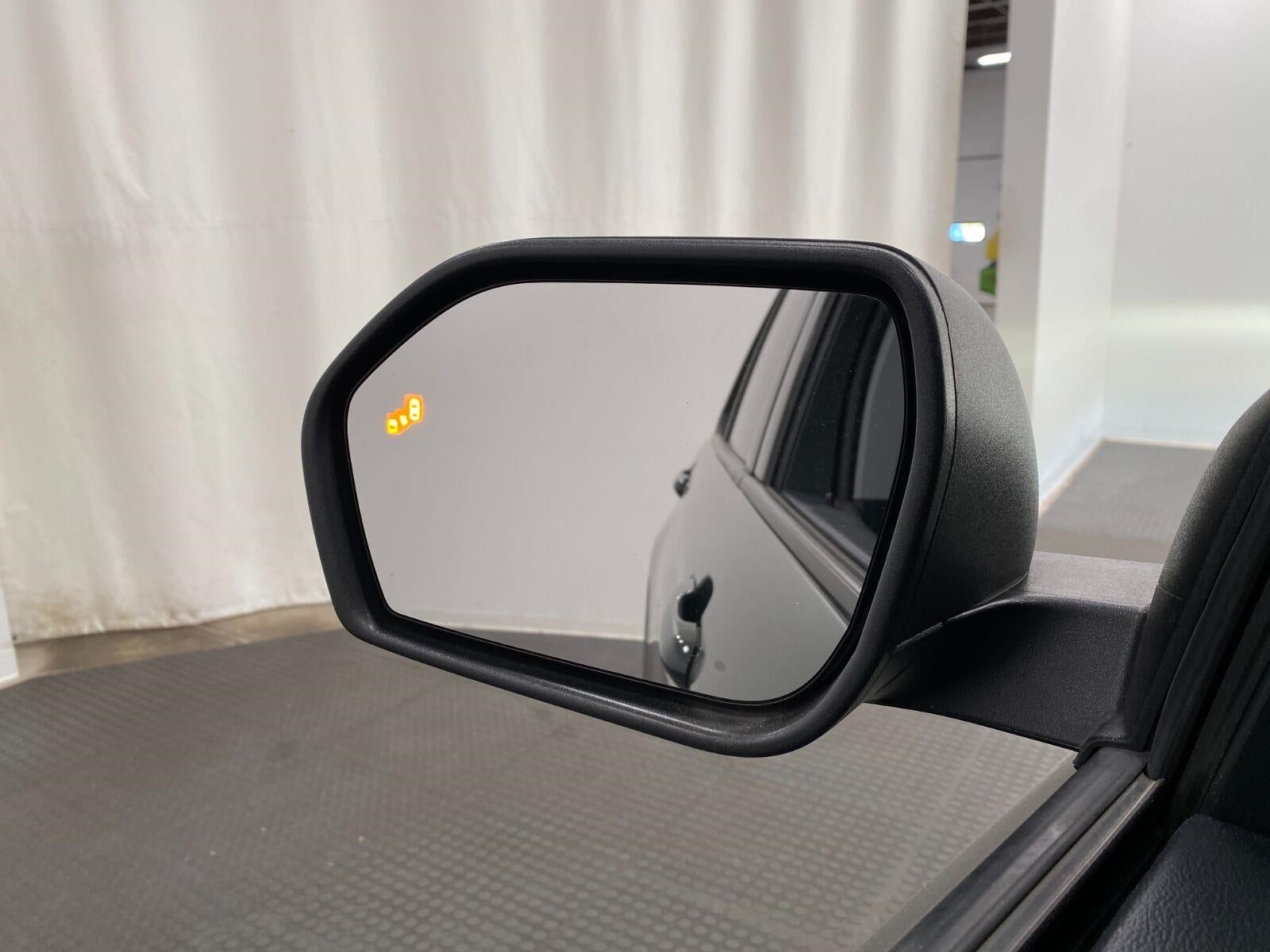 2024 Ford Explorer XLT 4WD