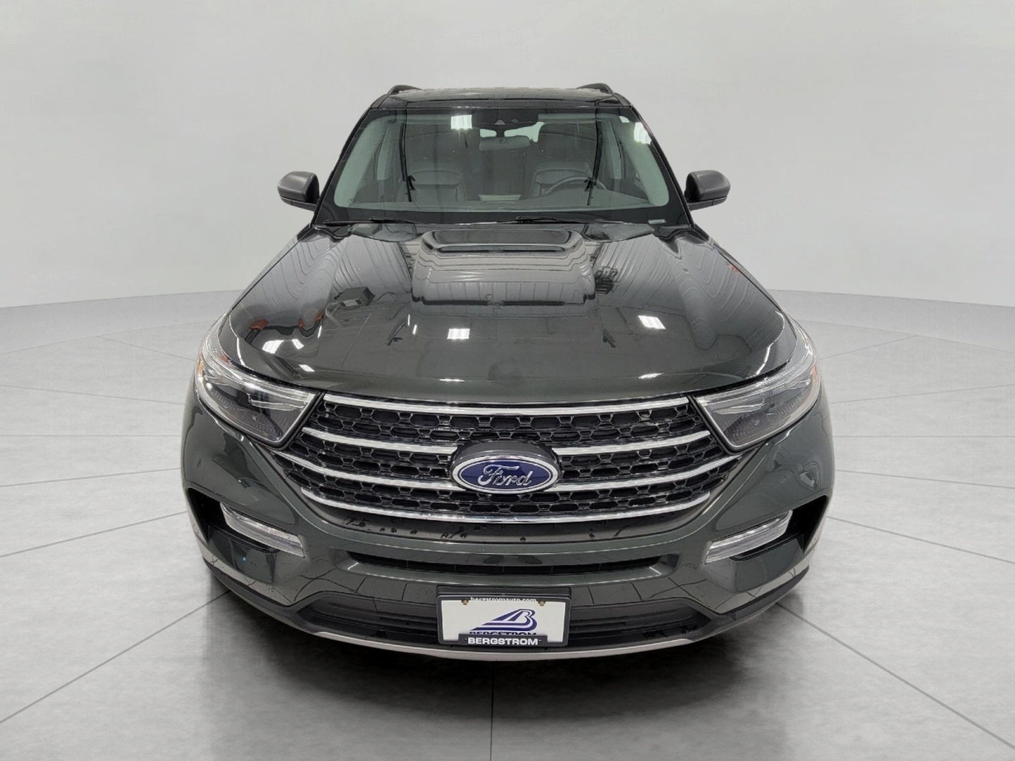 2024 Ford Explorer XLT 4WD