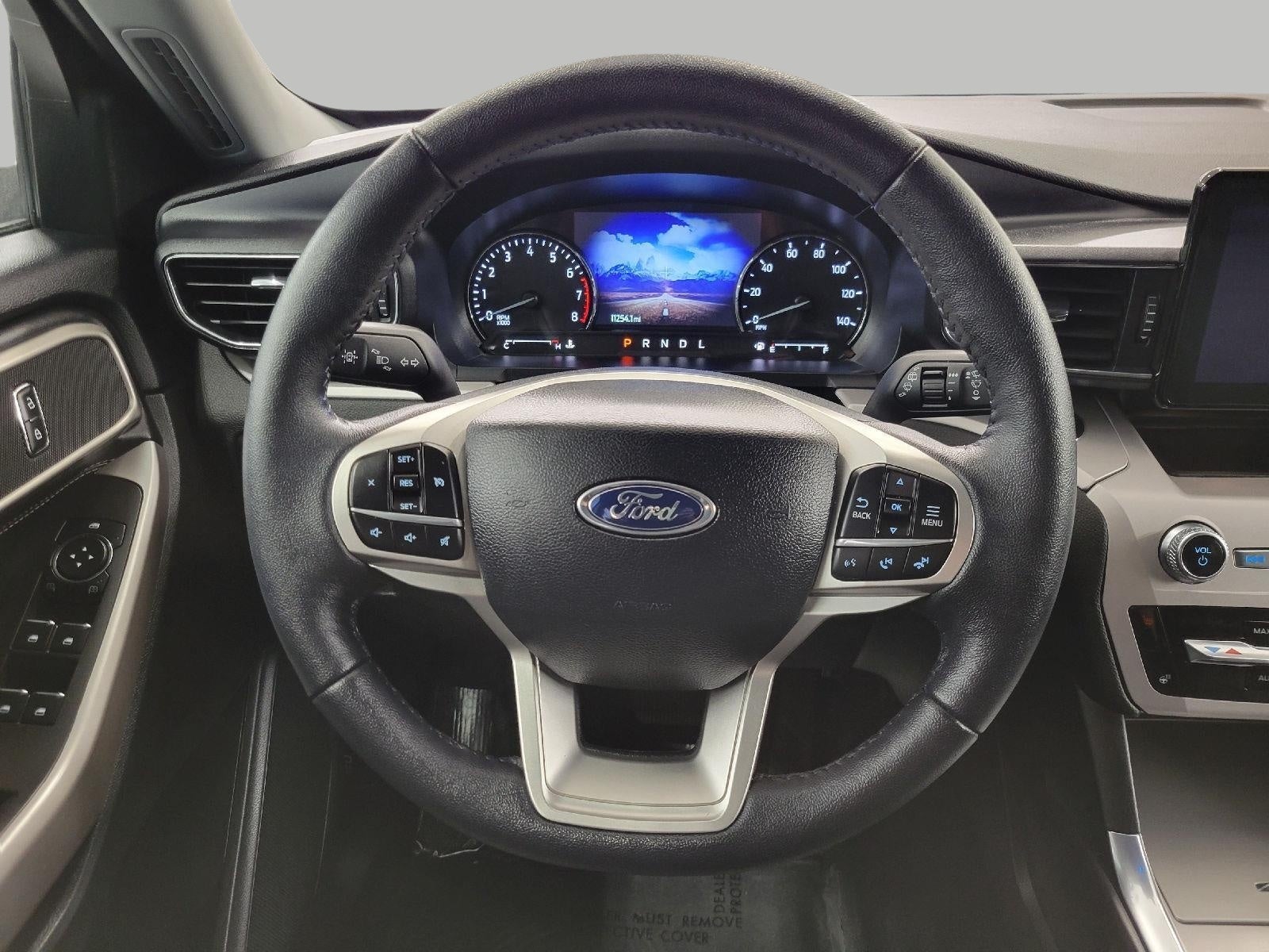 2024 Ford Explorer XLT 4WD