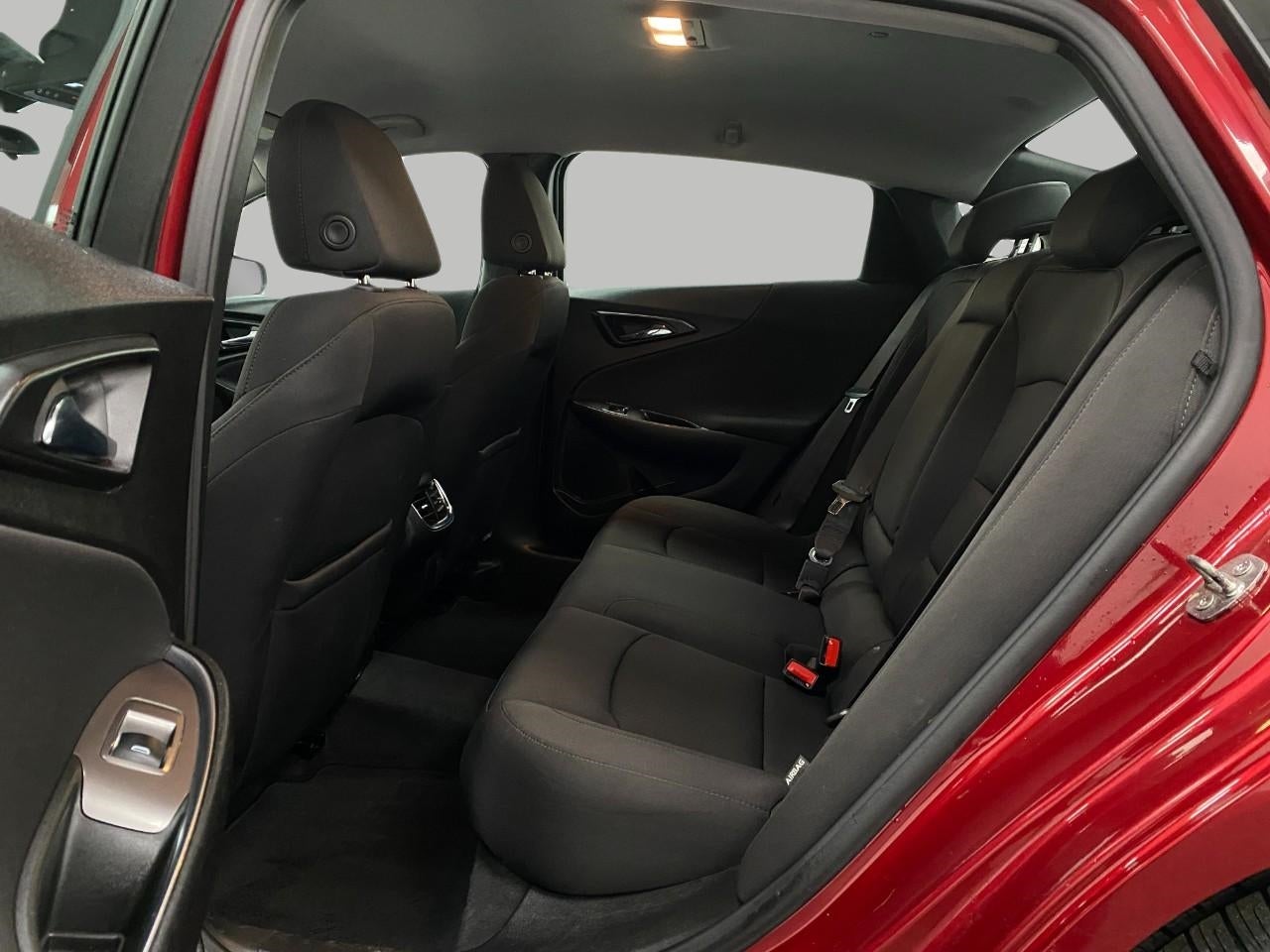 2021 Chevrolet Malibu 4dr Sdn LT