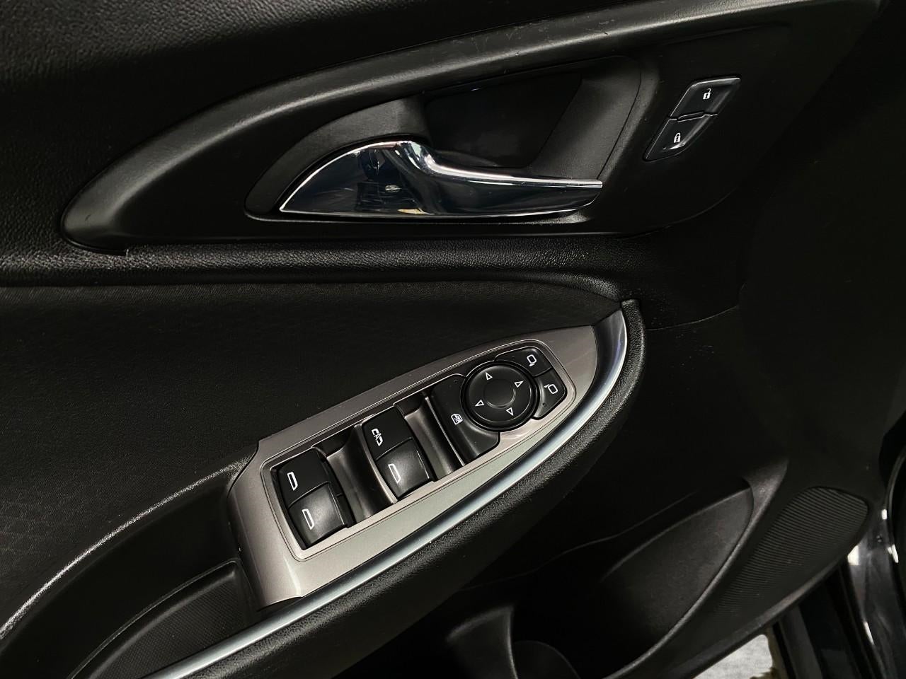 2016 Chevrolet Malibu 4dr Sdn LT w/2LT