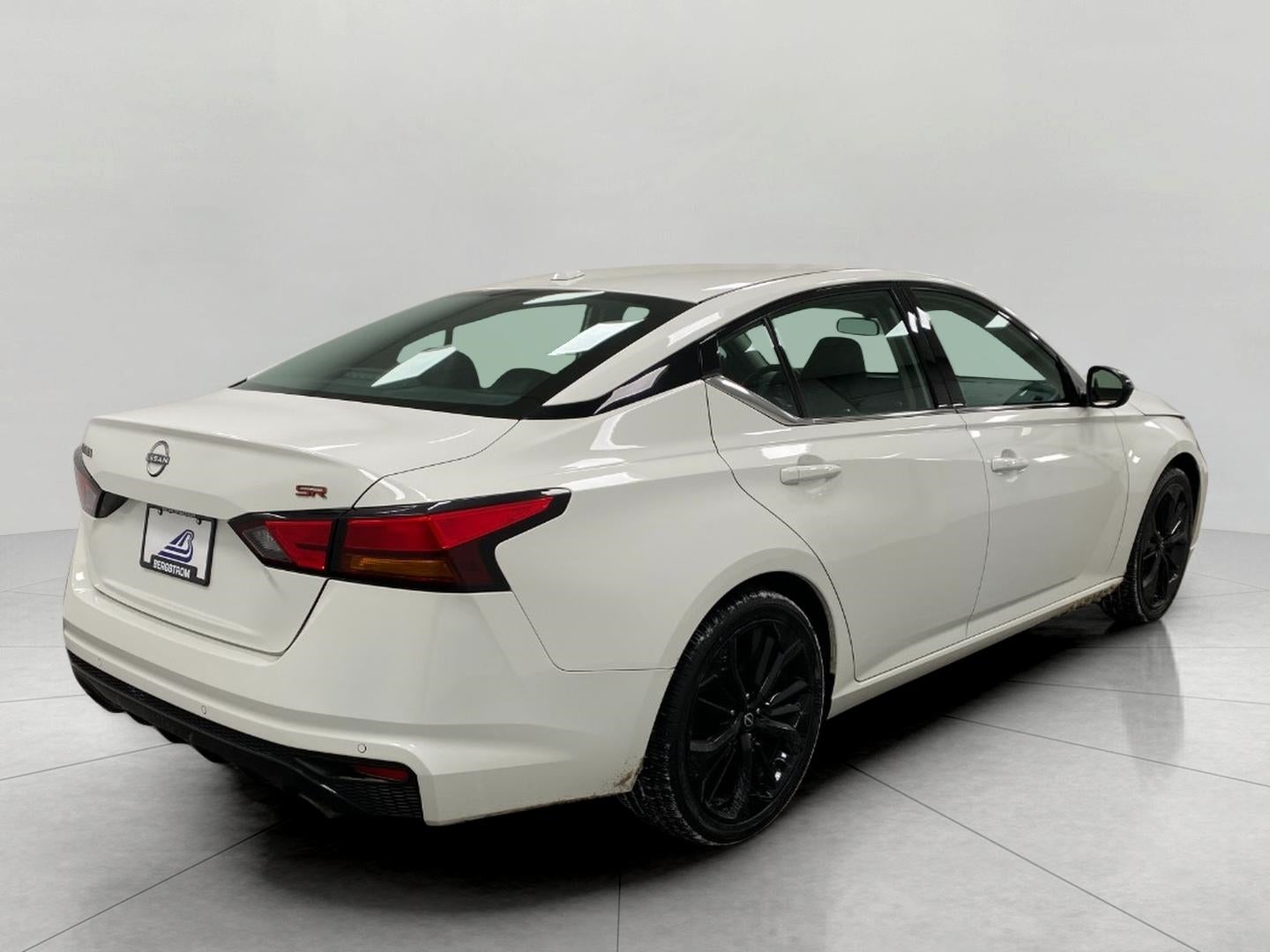 2024 Nissan Altima 2.5 SR Sedan