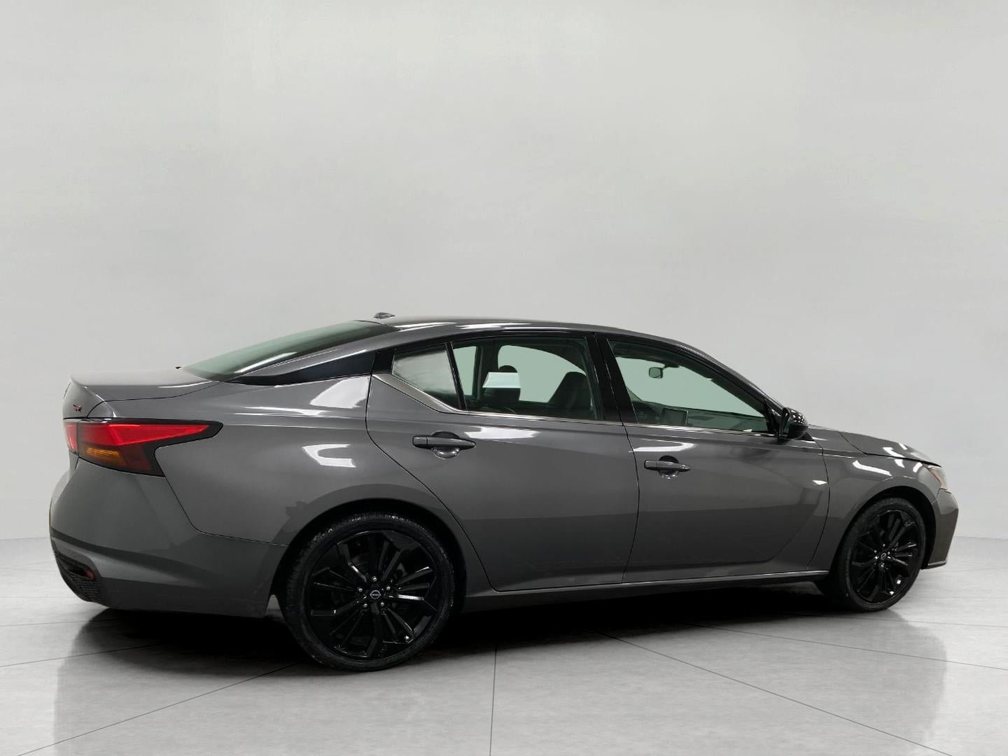 2024 Nissan Altima 2.5 SR Sedan