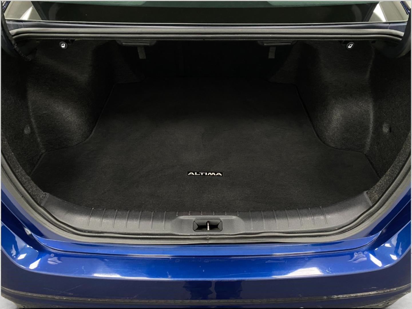 2024 Nissan Altima 2.5 SR Sedan