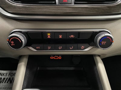 2025 Nissan Altima SV FWD