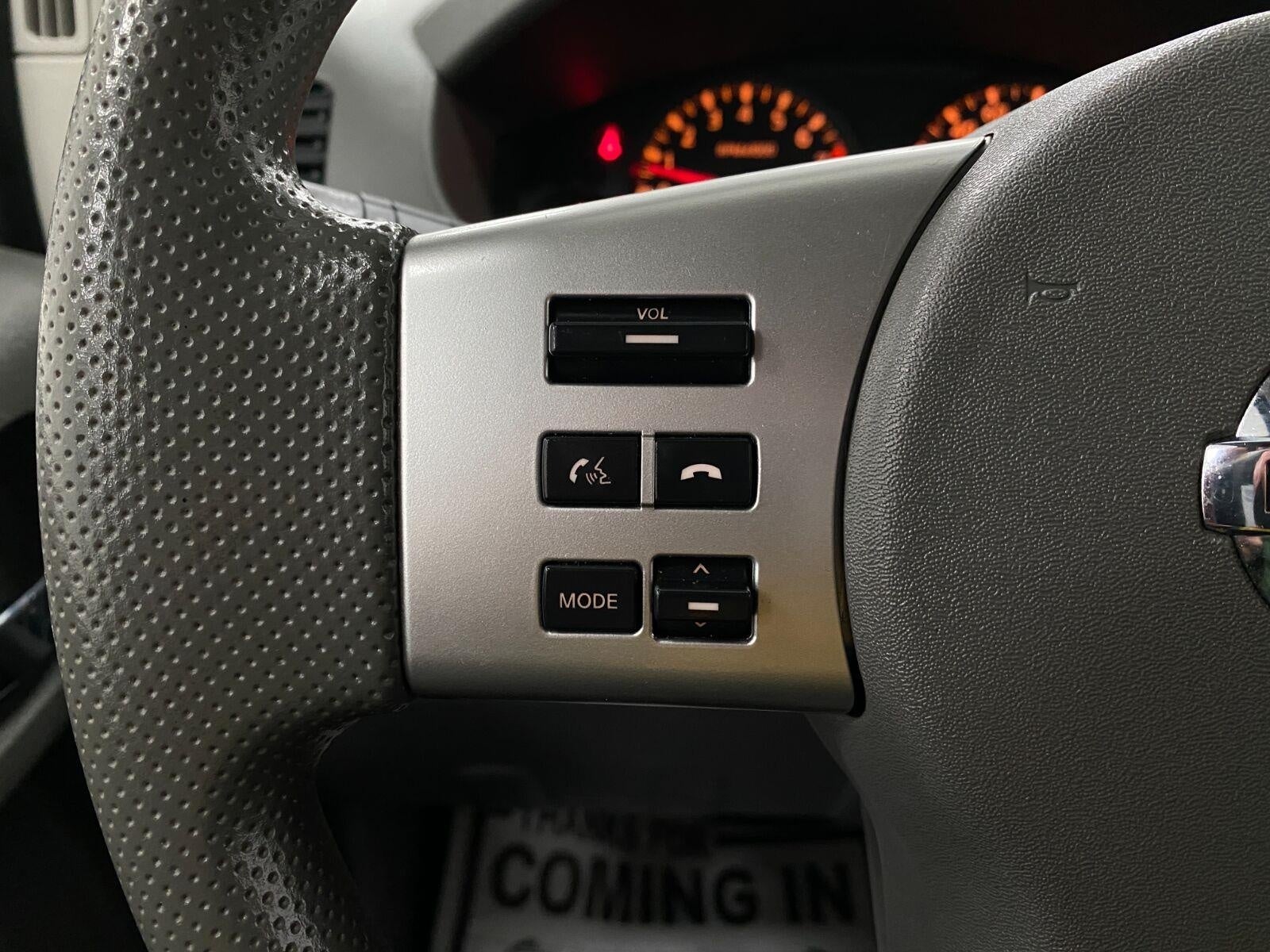 2021 Nissan Frontier Crew Cab 4x4 SV Auto