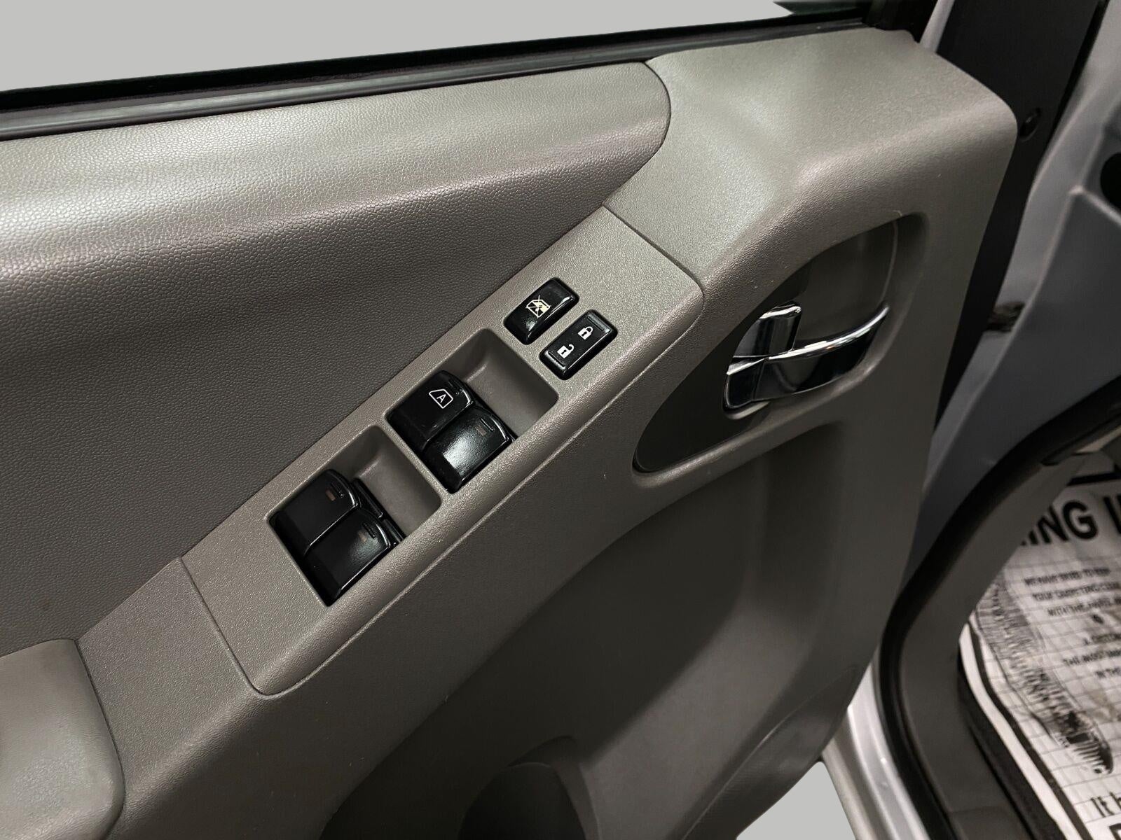 2021 Nissan Frontier Crew Cab 4x4 SV Auto