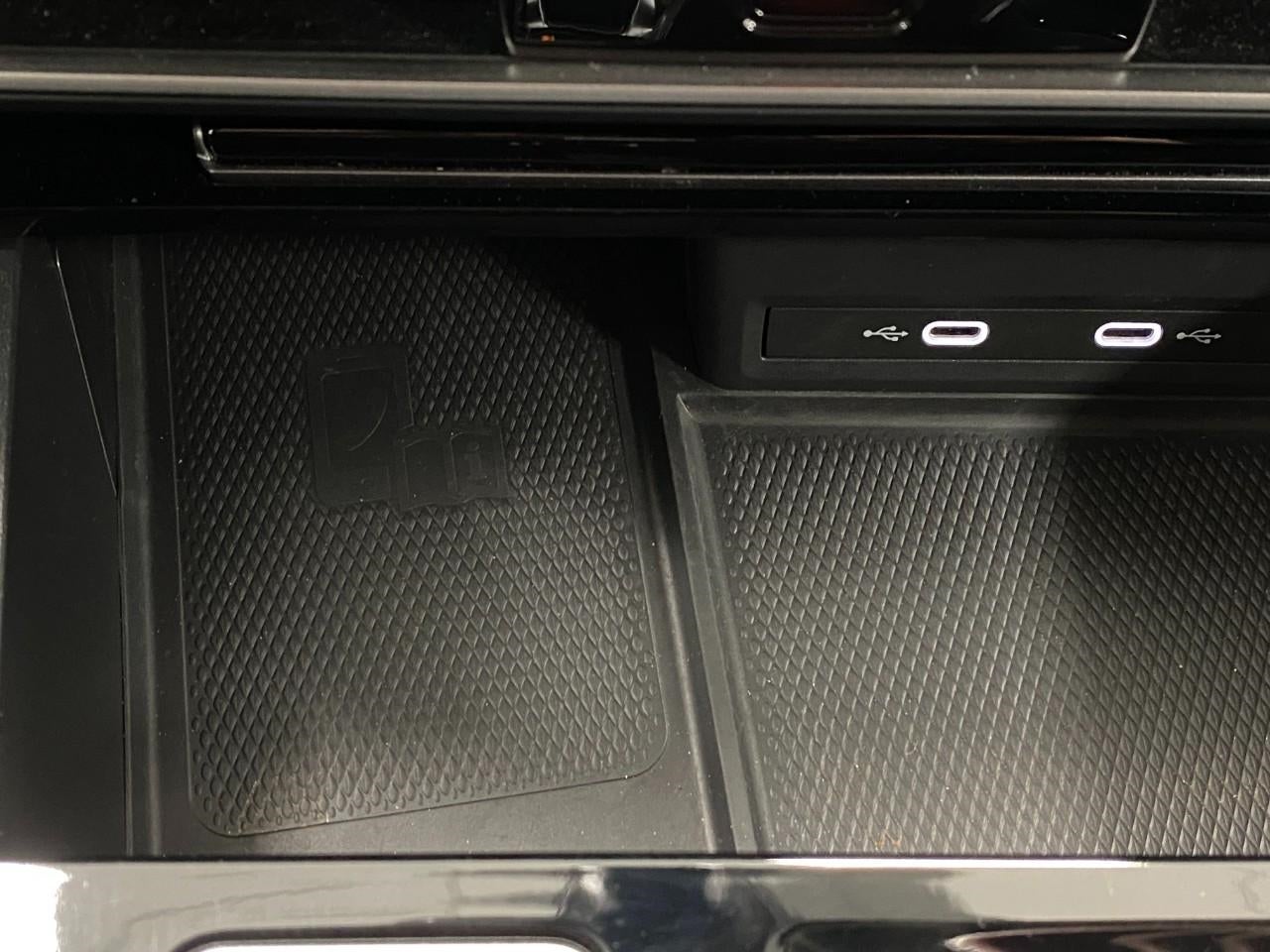 2024 Volkswagen Atlas 2.0T SE w/Technology 4MOTION