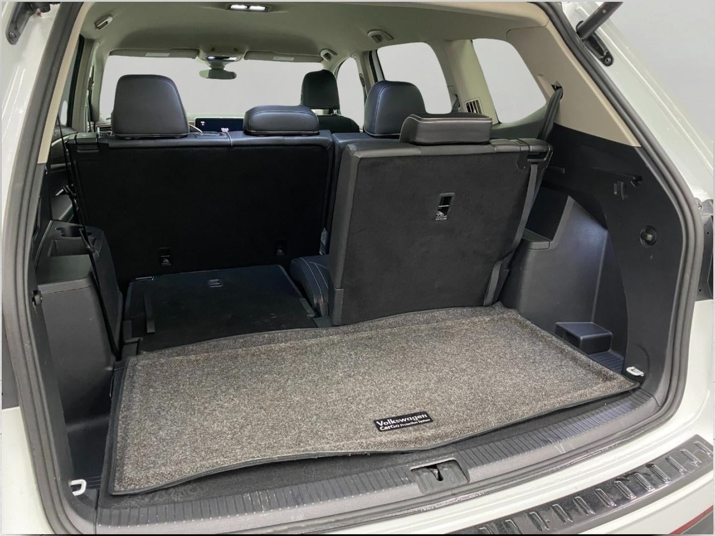 2024 Volkswagen Atlas 2.0T SE w/Technology 4MOTION