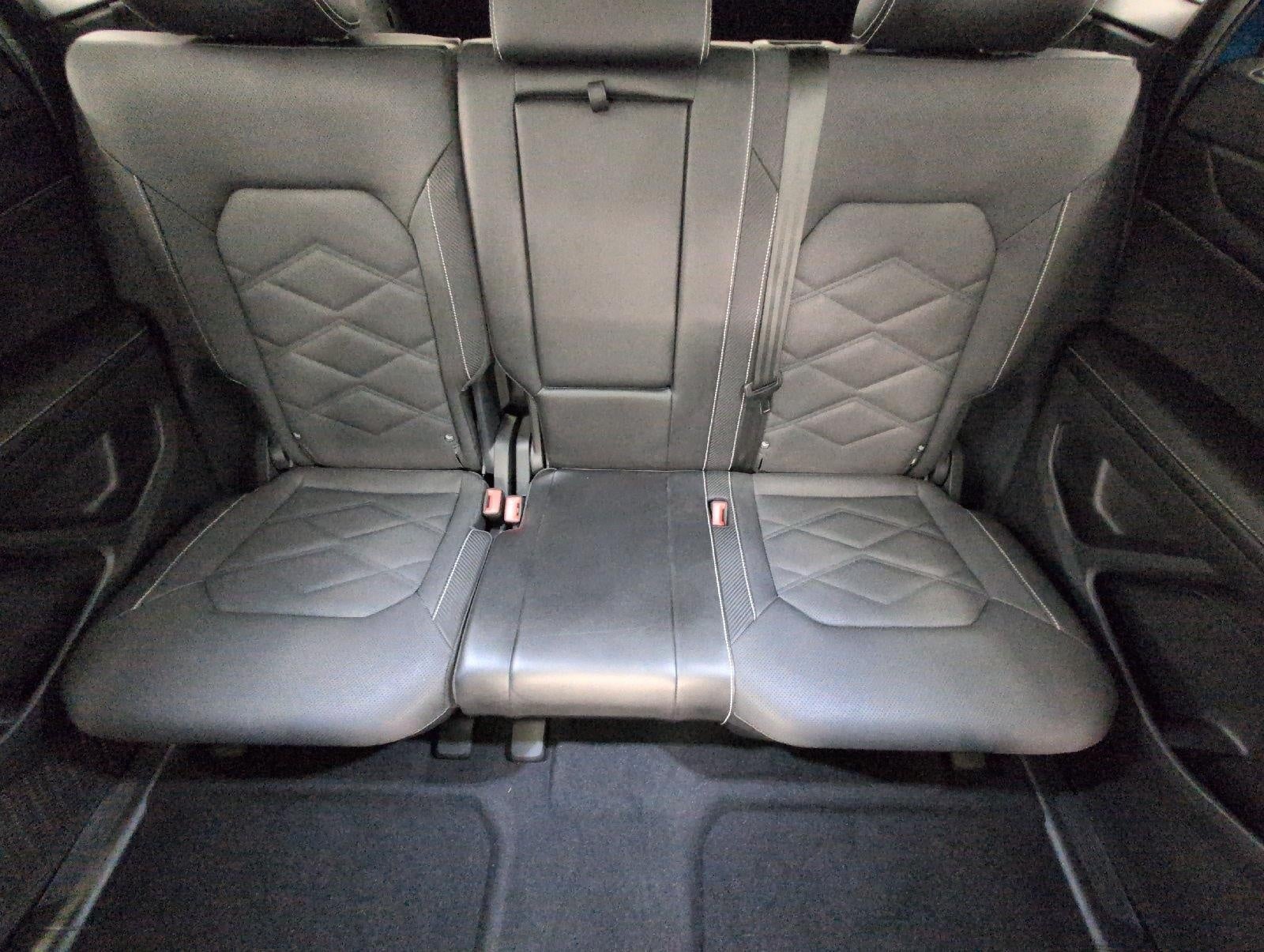 2024 Volkswagen Atlas Cross Sport 2.0T SE w/Technology 4MOTION