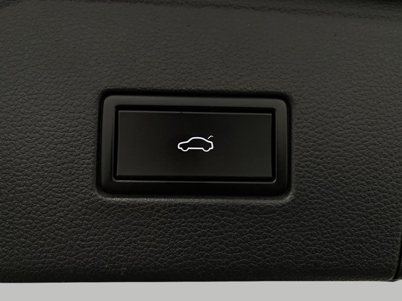 2018 Volkswagen Atlas 3.6L V6 SEL Premium 4MOTION