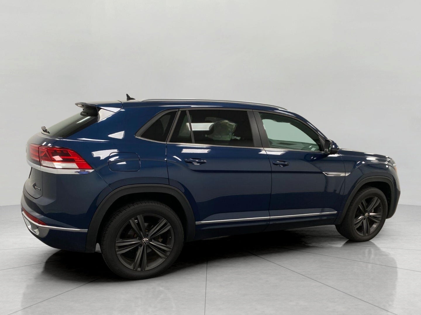2021 Volkswagen Atlas Cross Sport 3.6L V6 SE w/Technology R-Line 4MOTION