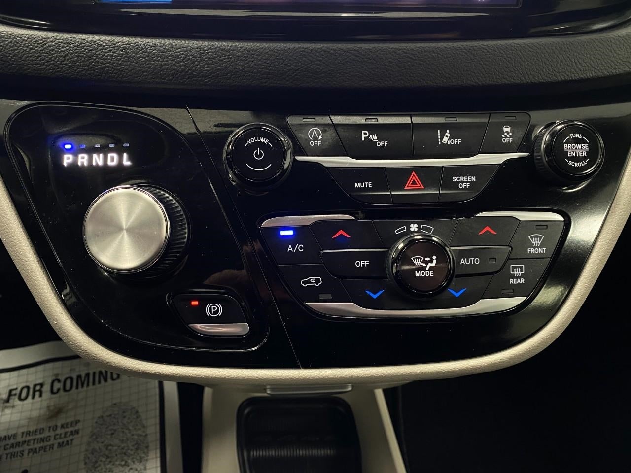 2024 Chrysler Pacifica Touring L FWD