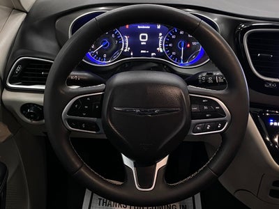 2024 Chrysler Pacifica Touring L FWD
