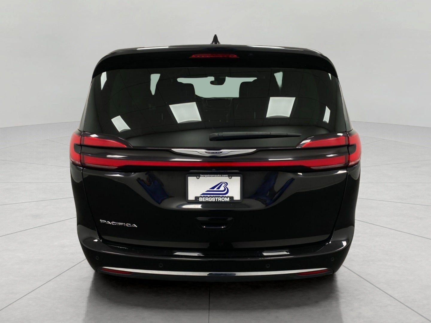 2024 Chrysler Pacifica Touring L FWD