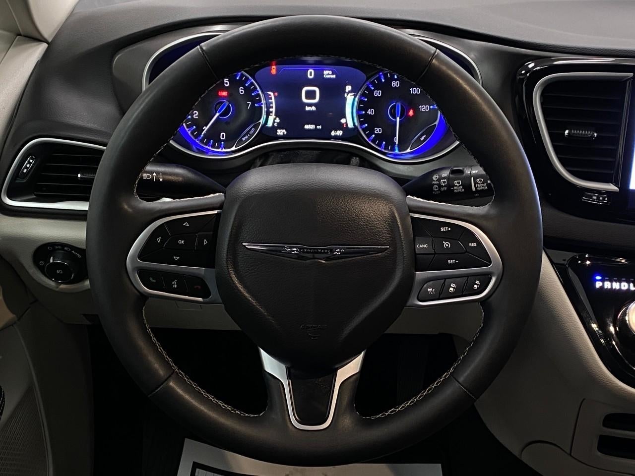 2024 Chrysler Pacifica Touring L FWD