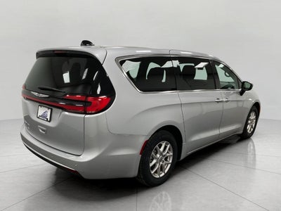 2024 Chrysler Pacifica Touring L FWD