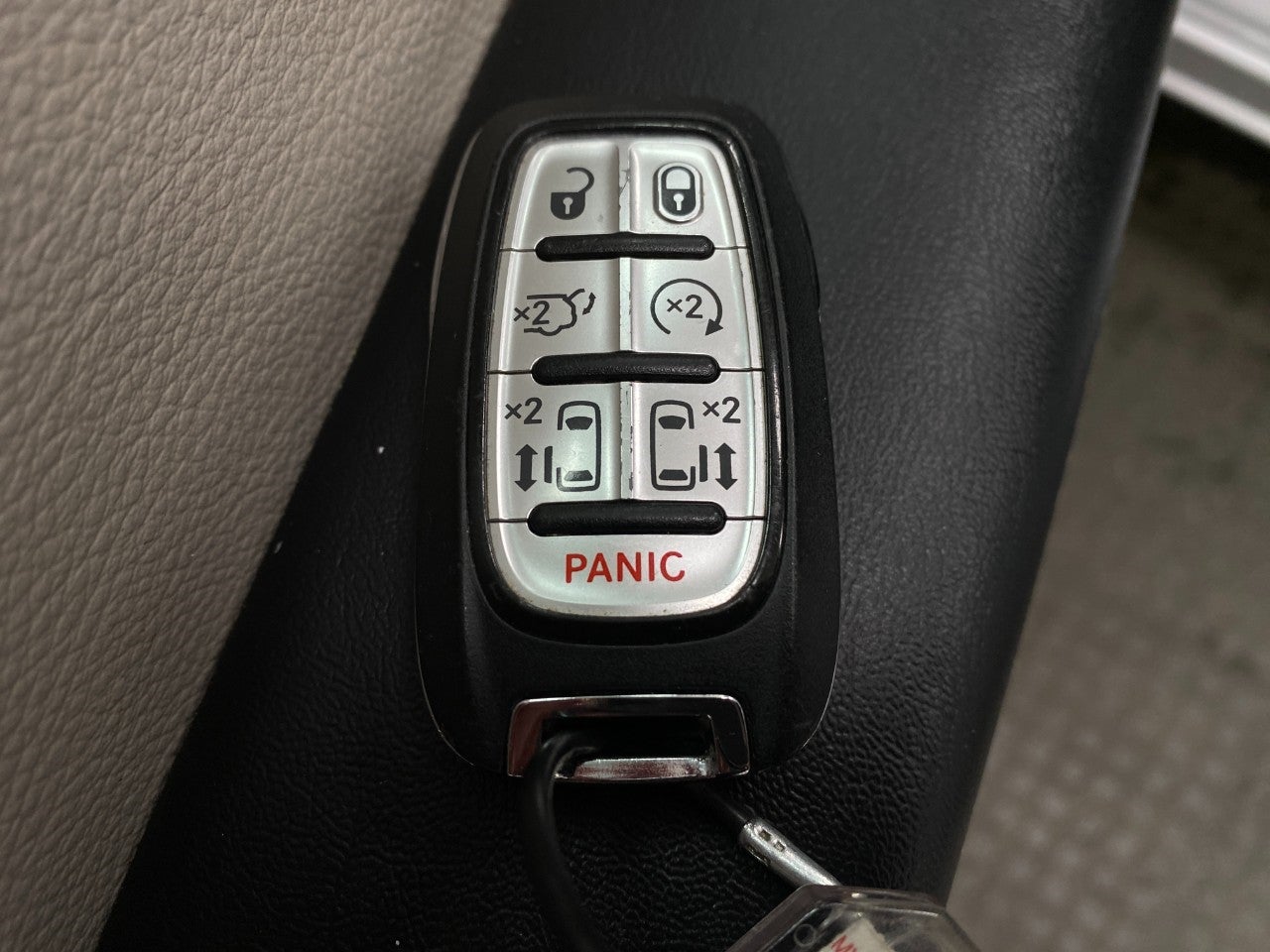 2024 Chrysler Pacifica Touring L FWD