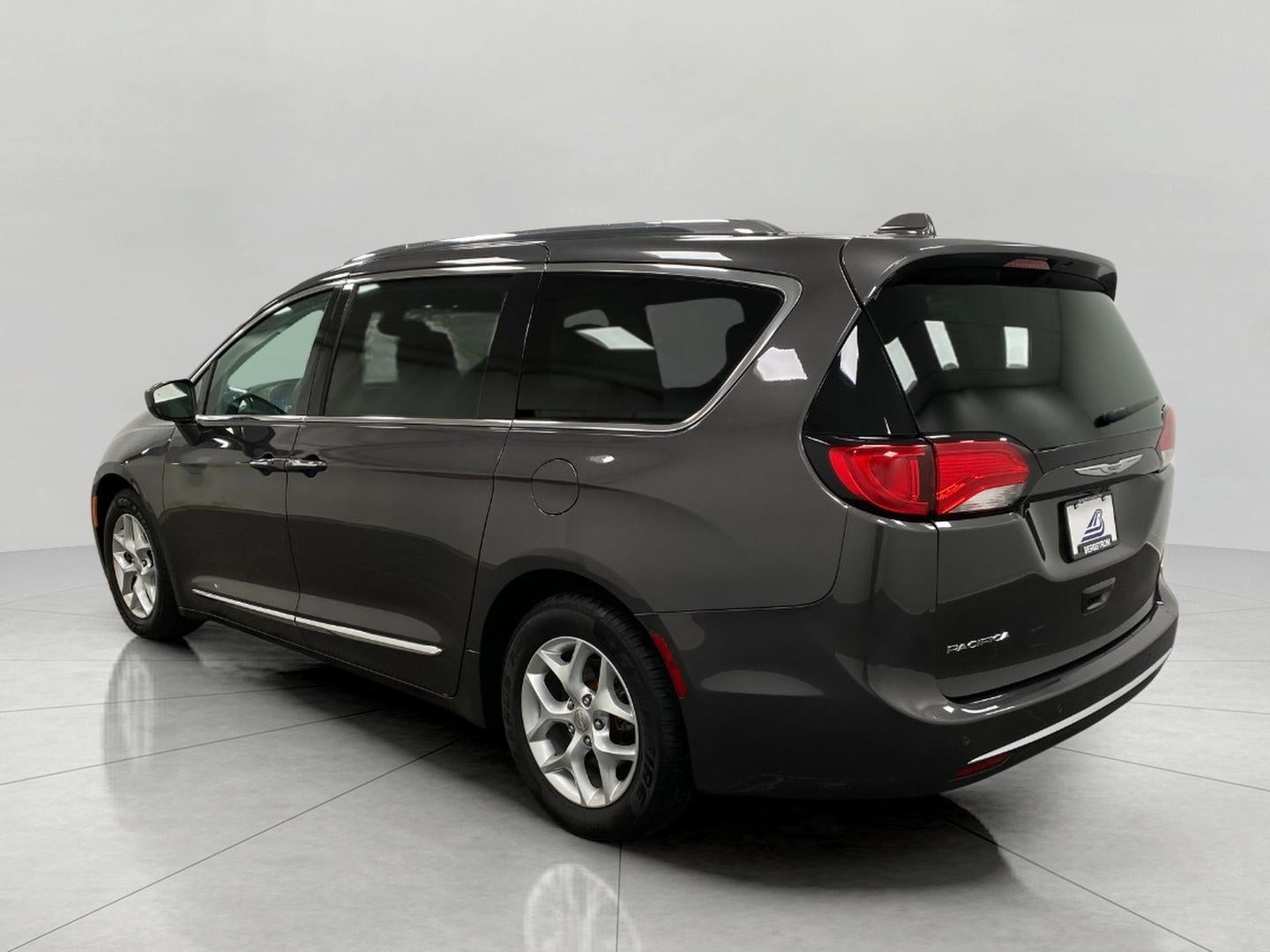 2017 Chrysler Pacifica Touring-L Plus FWD