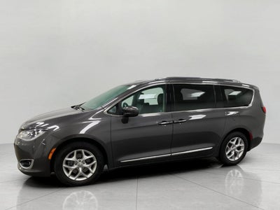 2017 Chrysler Pacifica Touring-L Plus FWD