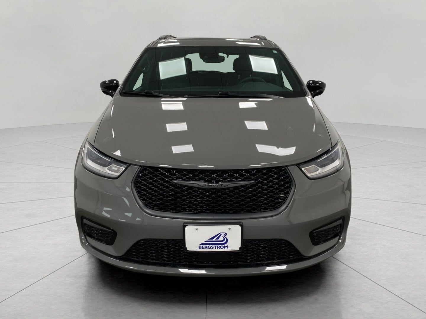 2025 Chrysler Pacifica Limited FWD