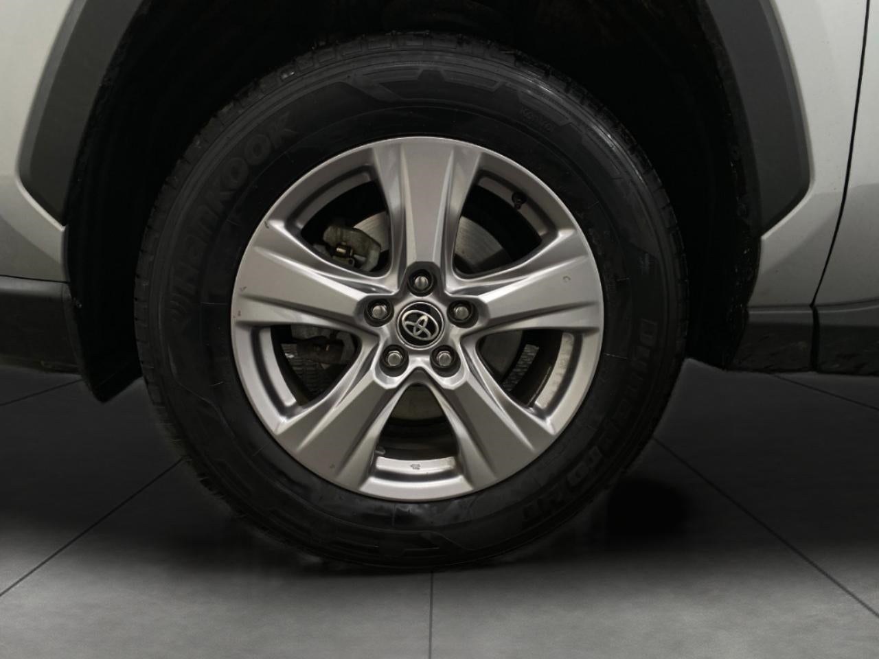 2022 Toyota RAV4 Hybrid XLE AWD