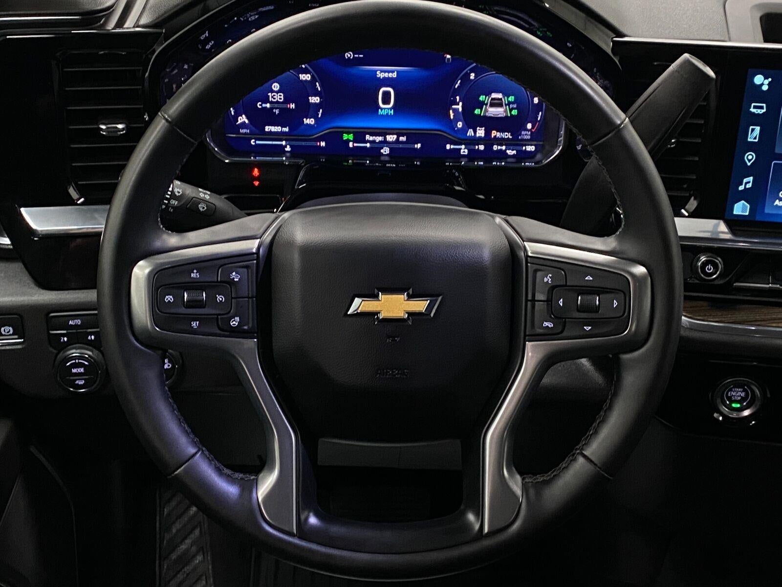 2024 Chevrolet SILVERADO 1500 LT