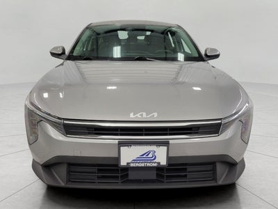 2025 Kia K4 LXS FWD