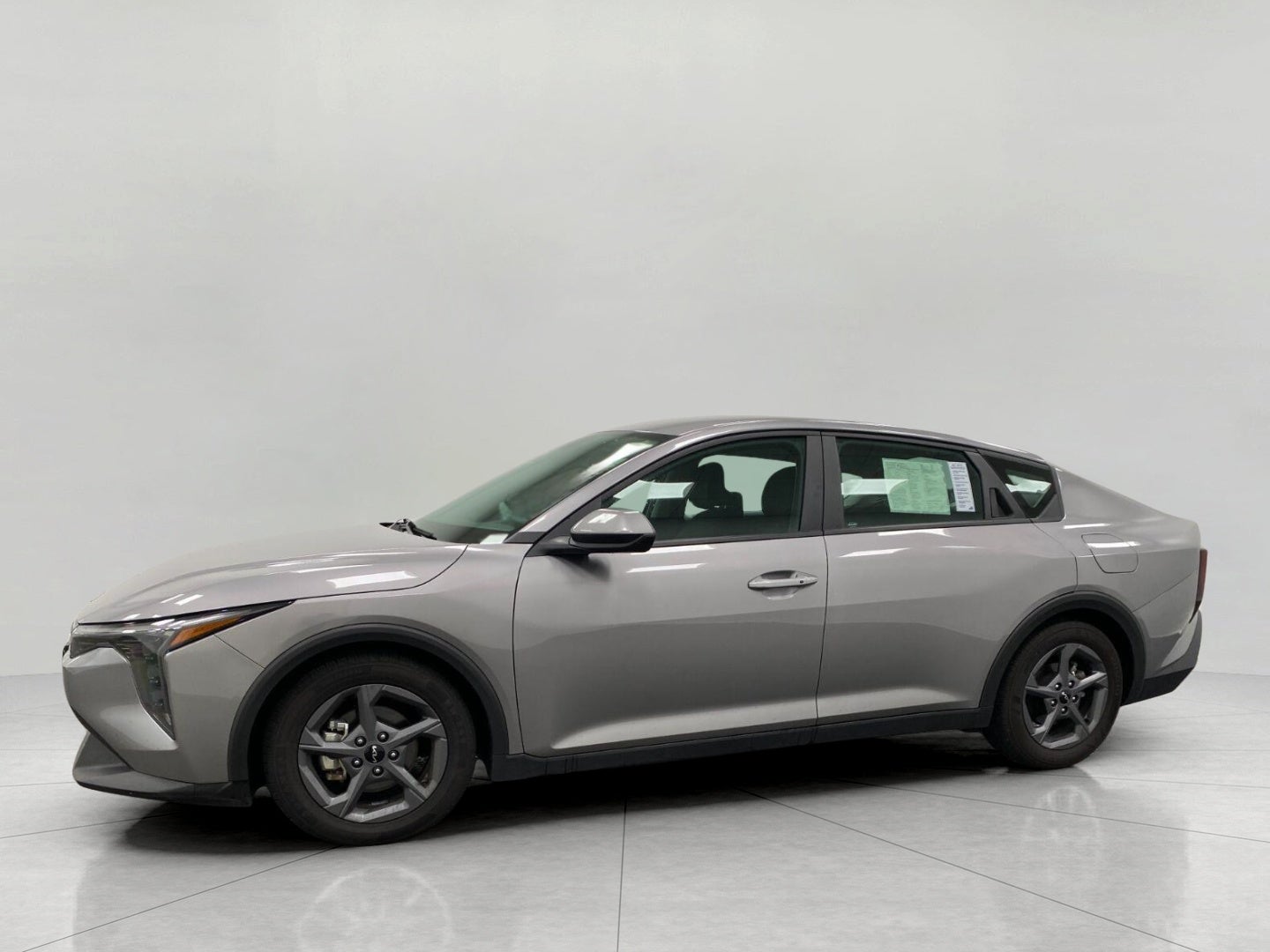 2025 Kia K4 LXS FWD