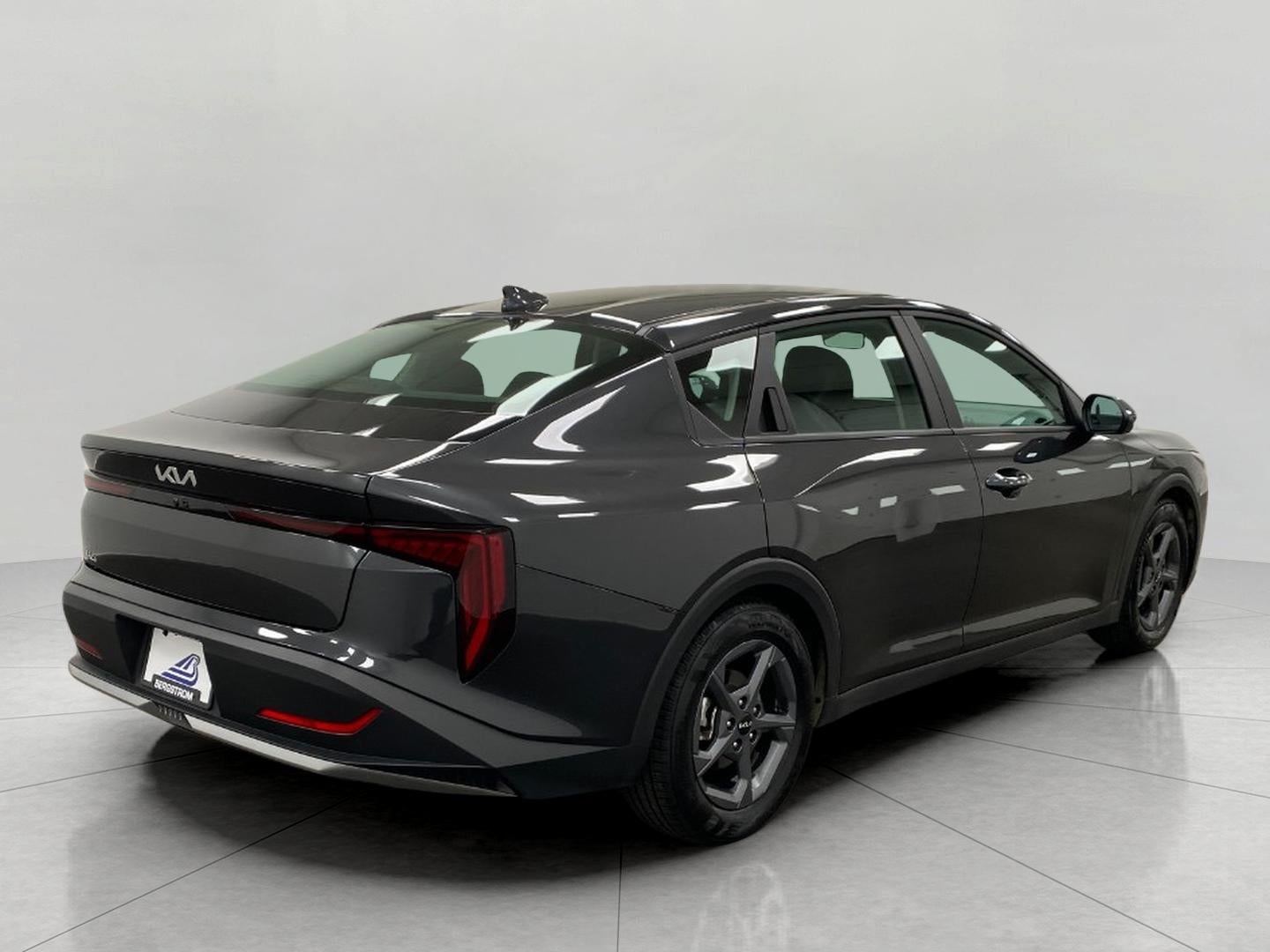 2025 Kia K4 LXS FWD