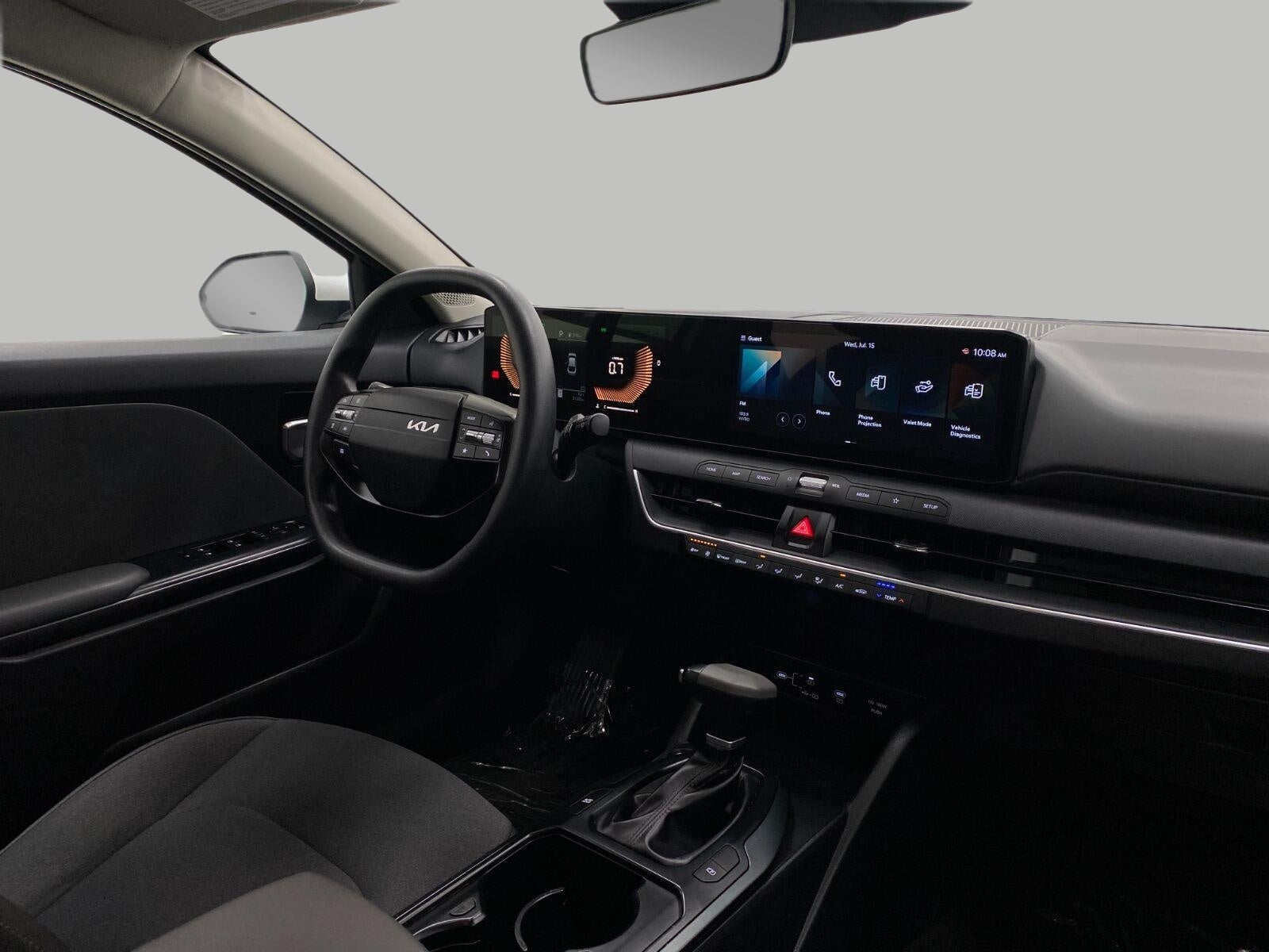 2025 Kia K4 LXS FWD
