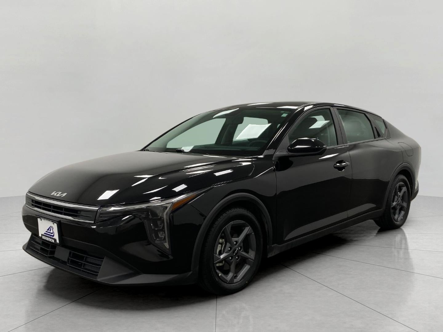 2025 Kia K4 LXS FWD