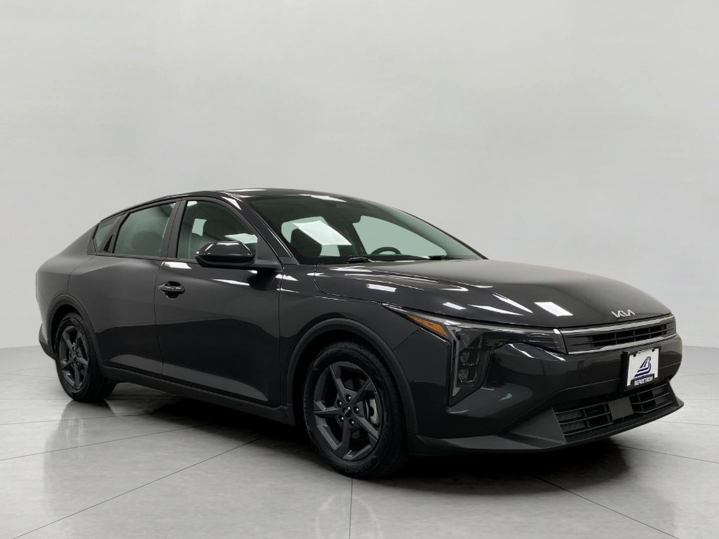 2025 Kia K4 LXS FWD