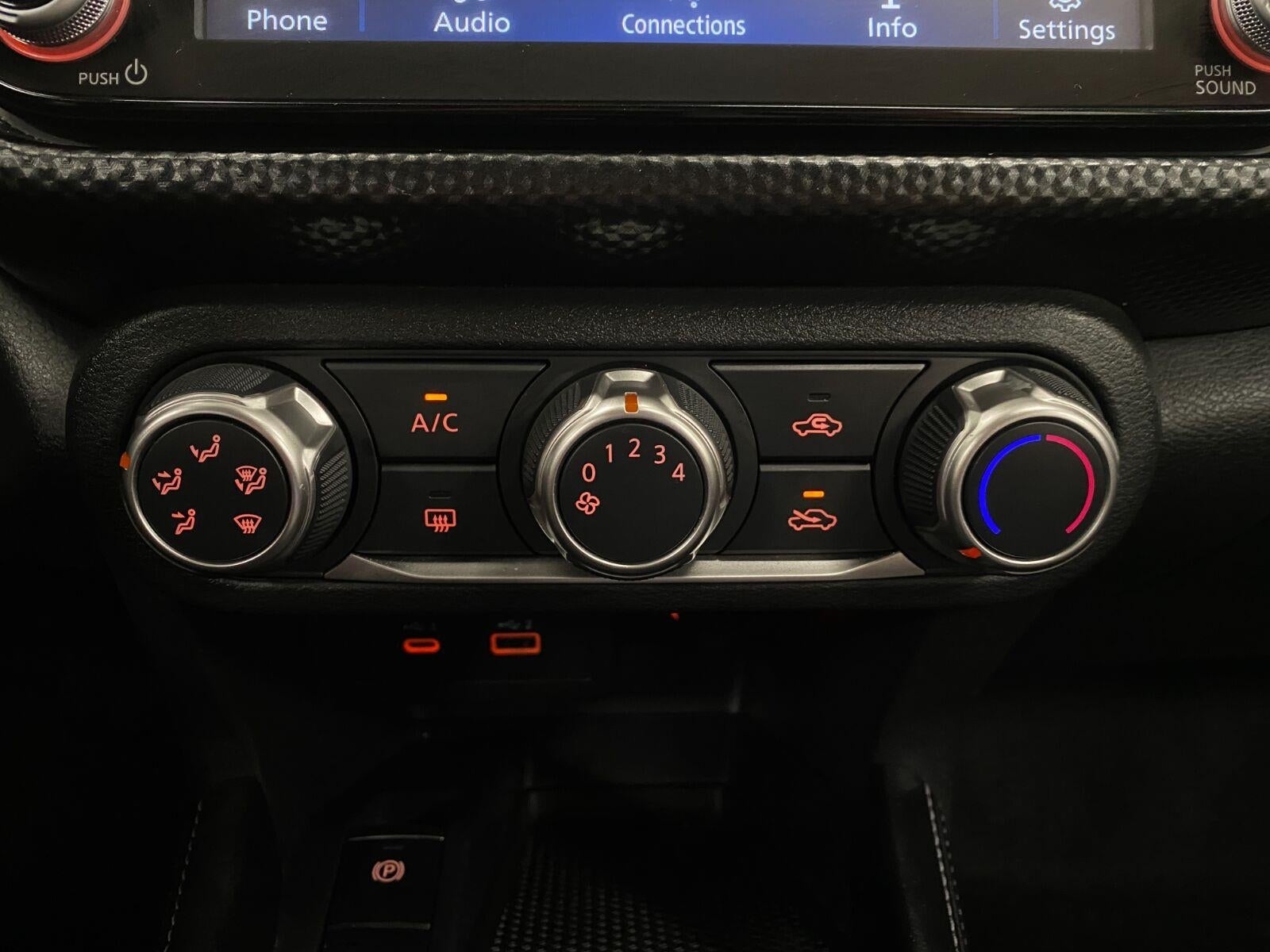 2024 Nissan Kicks SV FWD