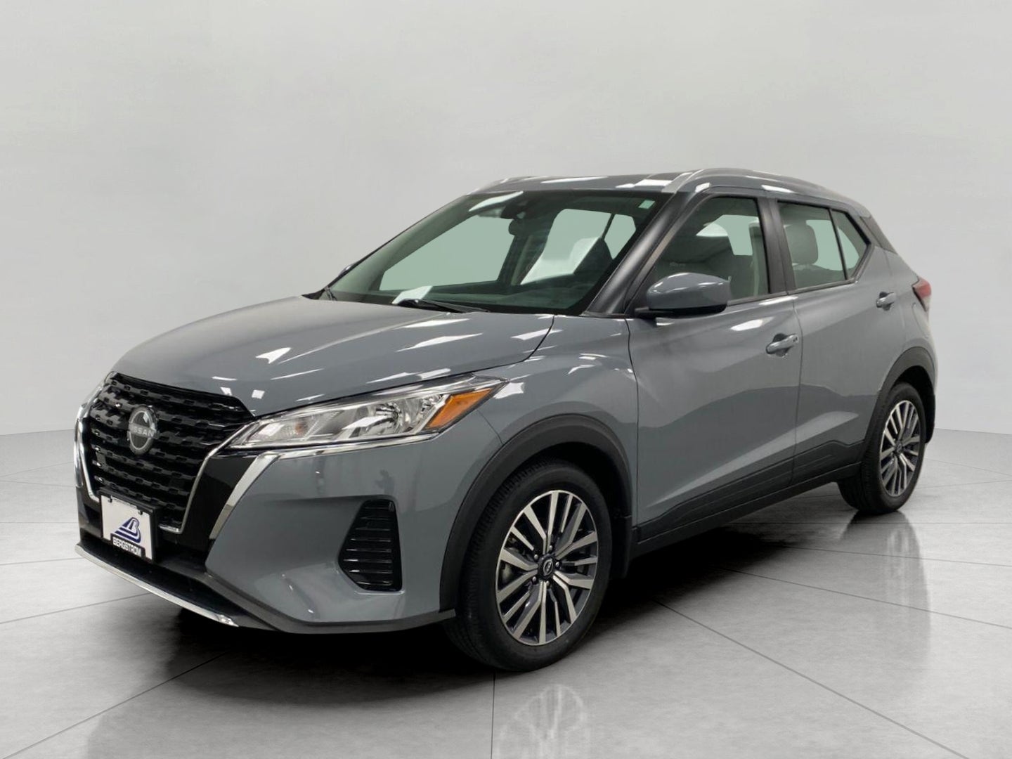 2024 Nissan Kicks SV FWD