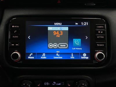 2024 Nissan Kicks SR FWD