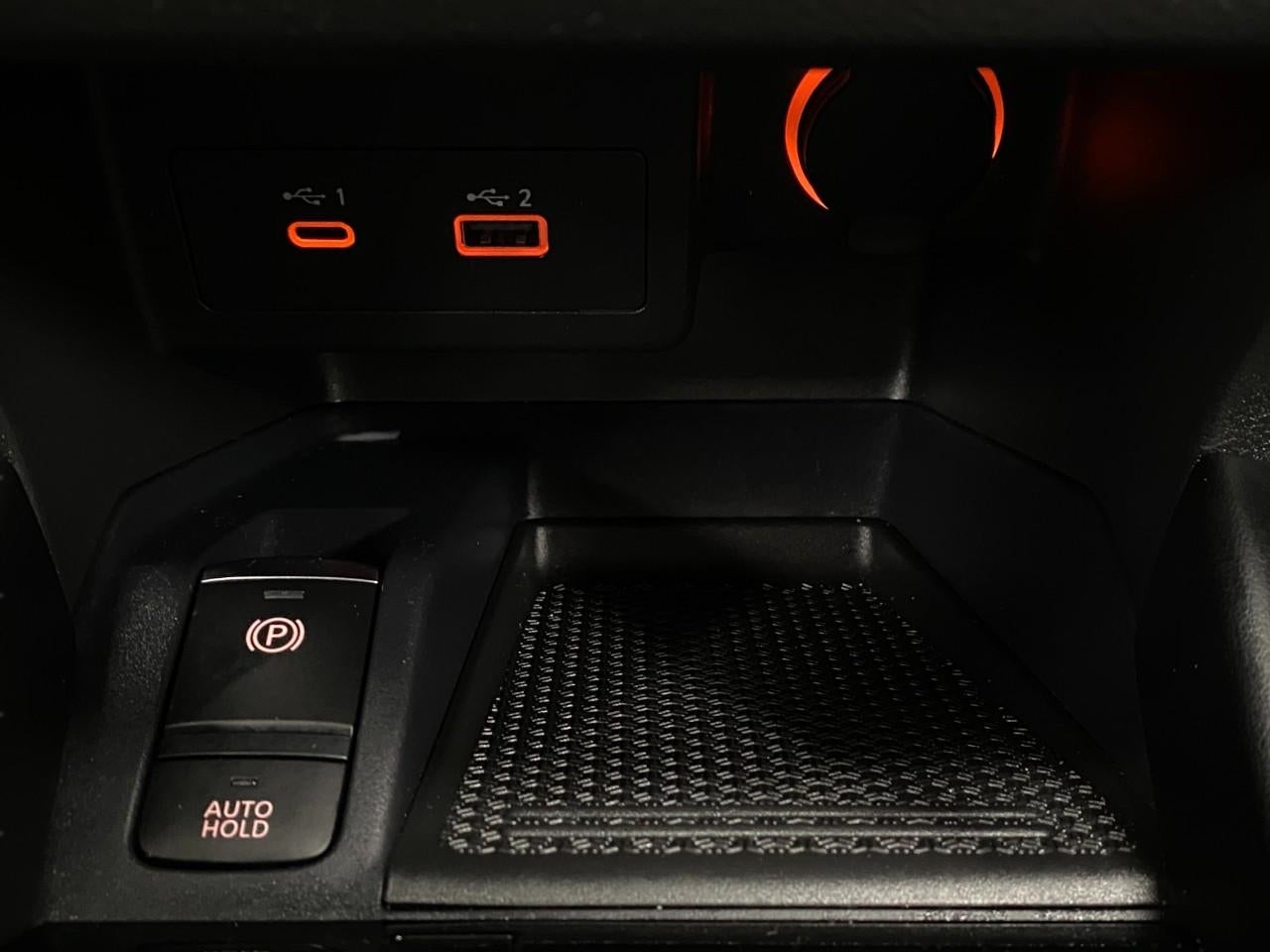 2024 Nissan Kicks SR FWD