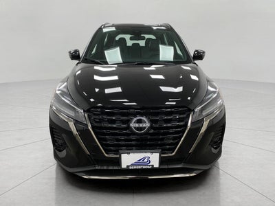 2024 Nissan Kicks SR FWD