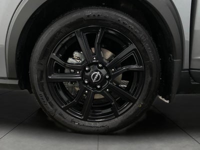 2023 Nissan Kicks SR FWD