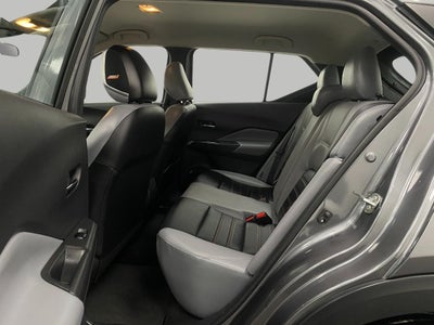 2023 Nissan Kicks SR FWD