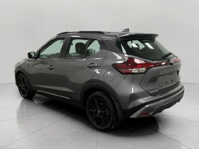 2023 Nissan Kicks SR FWD
