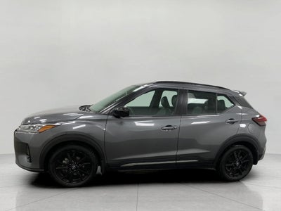 2023 Nissan Kicks SR FWD