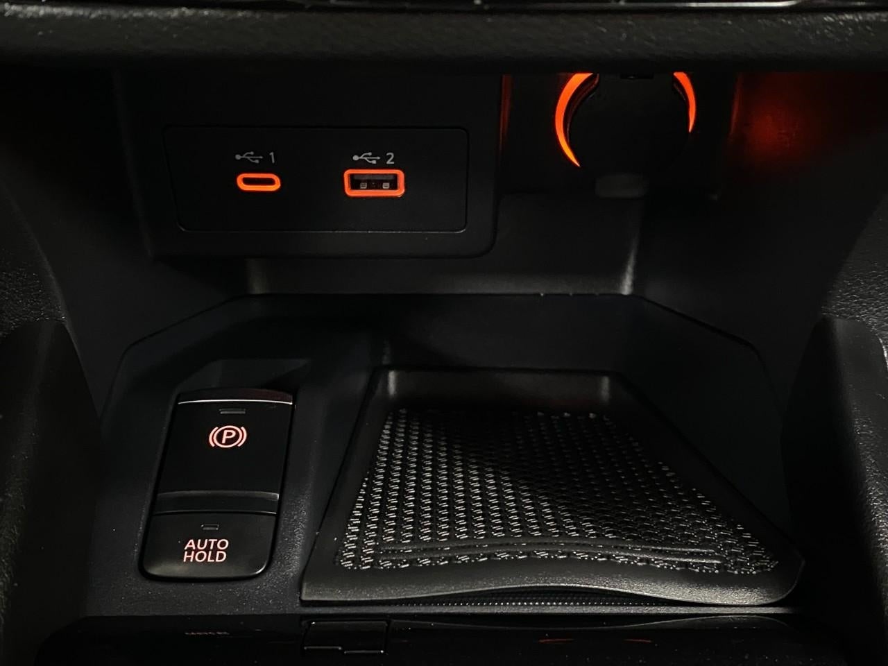 2024 Nissan Kicks SR FWD